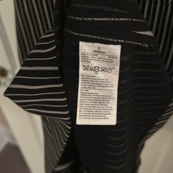 Banana Republic Black and Gray Striped Dress Size 8 *like new* - Picture 7 of 7